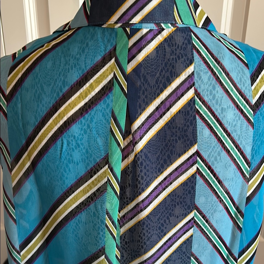CAbi Sleeveless Chevron Stripe Blouse in Turquoise, Navy, Green - Picture 7 of 13